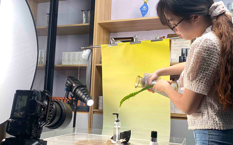 hậu trường chụp ảnh sản phẩm abd group